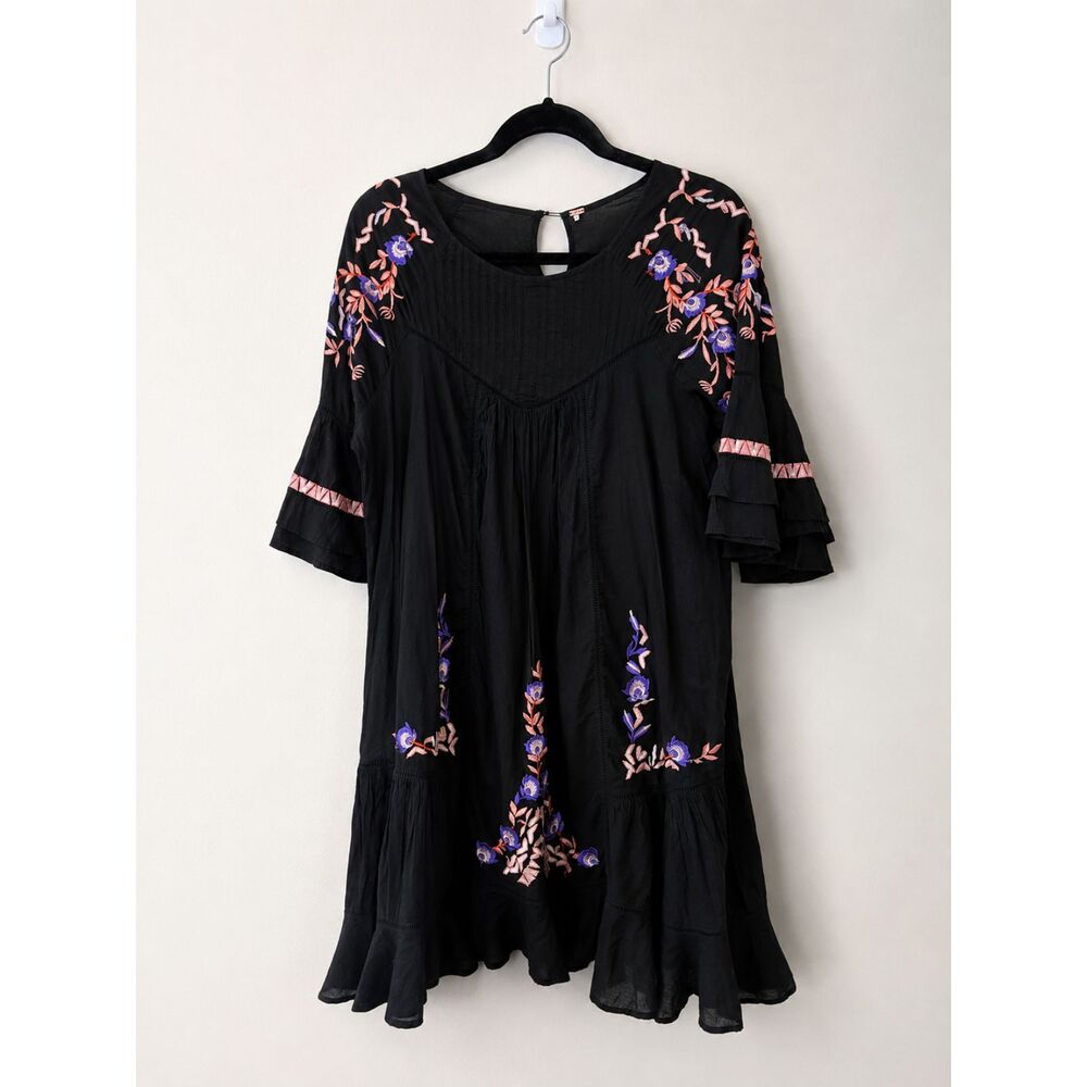 Free People Black Embroidered Mini Dress M Boho Floral Bell Sleeve Tunic